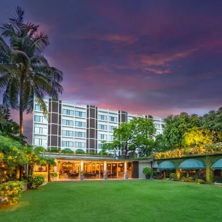 Kenilworth Hotel, Kolkata Отели рядом с достопримечательностью «Консульство США»