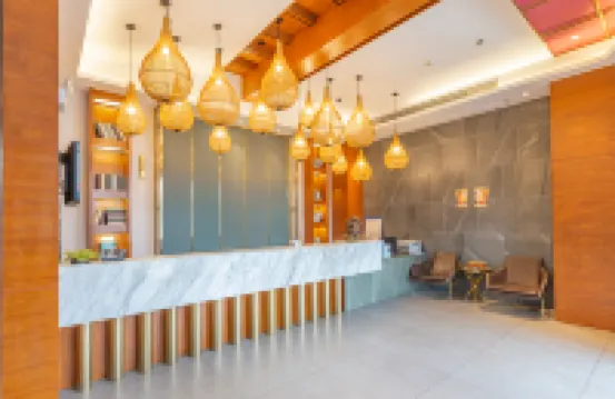 Yueyang Jinda Yunlai Hotel (Yueyanglou District Yueyang Railway Station)