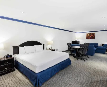 Hilton Mexico City Airport Отели рядом с Аэропорт Хуарес