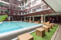 The Selah Garden Hotel - piscina