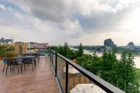 Lijiang River Scenery Hotel Hotels near Yao Mountain