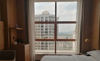 Hejun Yihao Hotel