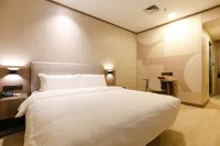 HanTing Hotel (Zhuji Xishi Guli Jiangdong Road) - 2-Star