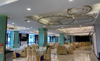 Blue Ocean Hotel (Maoming Dianbai Diancheng Branch)