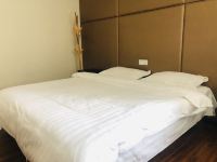 贵阳林泉花语酒店 - 标准大床房