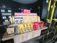 Huanyu Hotel (Lingshan Bus Terminal) Hotel di Lingshan