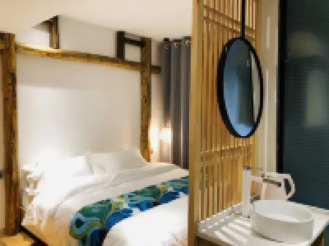 Sanjiang Yonghelong Inn