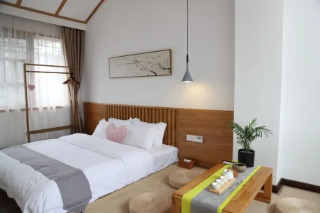 Yongzhou Xiju Characteristic Homestay Отели рядом с достопримечательностью «Yongzhou Lingling Gymnasium»