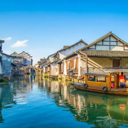 Yolo Qingmu Chinese Inn (Tongxiang Wuzhen Xizha Scenic Area)