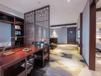 Rezen Dong Hotel (Baoding Passenger Transport Center Yuhua Road Branch) Hotéis próximos à(ao) Baoding Military Academy