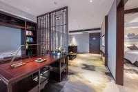 麗呈東谷ホテル（保定バスステーション裕華東路）