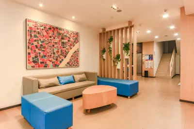 Home Inn Huaxuan Collection Hotel (Kunshan Railway Station High Speed Rail South Station Store) Hotels in Suzhou
