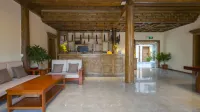 Shangri--La  Yunwang  Yashe  Holiday  In