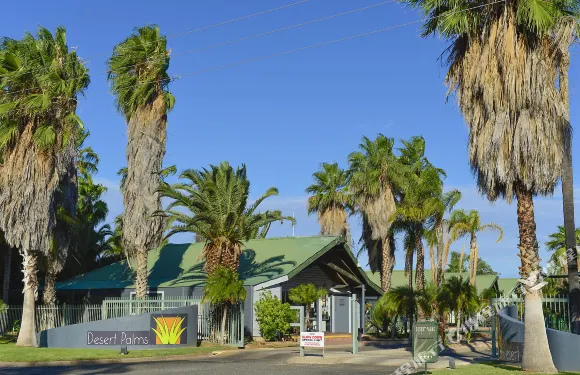 艾麗斯泉沙漠棕櫚酒店