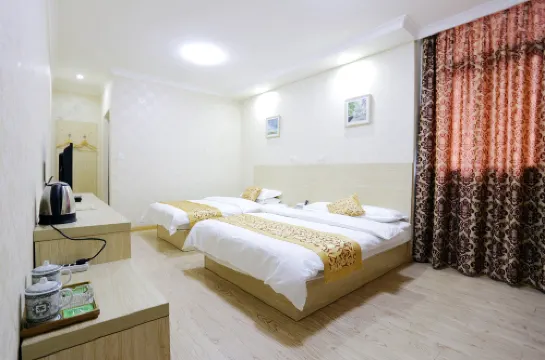 Cixi Yading Business Inn