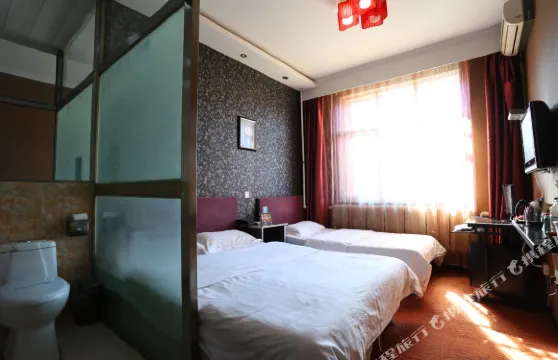 扎蘭屯假日快捷賓館