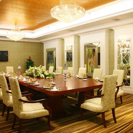 Huludao International Hotel (Longwan Seaside Branch)