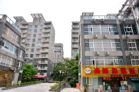 Longhai Hengjiayuan Hotel Hôtels à proximité de : Zhangzhougang Passenger Transport Terminal