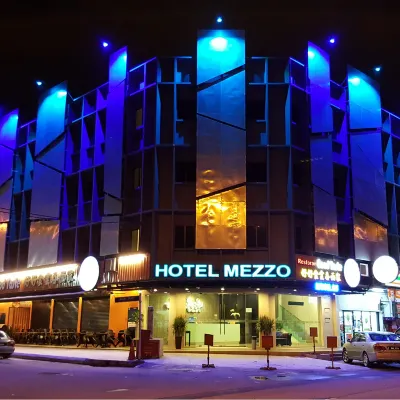 Hotel Mezzo Hotel dekat Stasiun LRT Maluri