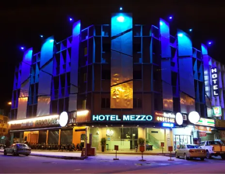 Hotel Mezzo Hotel berhampiran Malaysian Timber Council