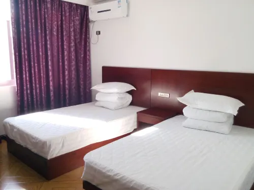 Cangnan Yuhao Langliwan Hotel