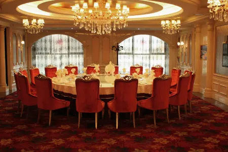 Ruidong Hotel Отели в г. Урад-Хоуци