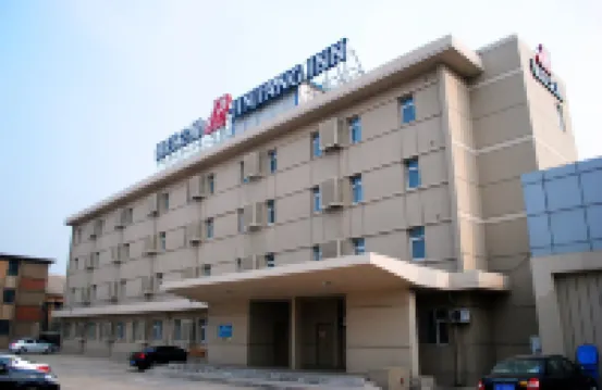 錦江之星酒店（秦皇島東山浴場西港花園店） 鄰近秦皇求仙入海處的酒店