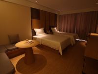 全季酒店(上海野生动物园店) - 高级双床房