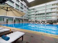 广州白云机场铂尔曼大酒店 - 室外游泳池