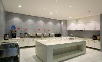 Suitetrails - Wuzhou Art Hotel