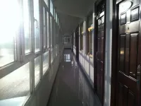 Qilian Wangzhuoyuan Farm Stay - 2-Star