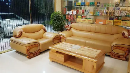 Tongcheng Gangfu Fashion Hotel Отели рядом с достопримечательностью «Tongcheng Huangpao Mountain Lanruo Temple»