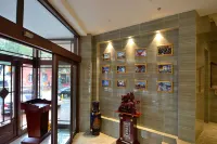 Shengbo Business Hotel (Harbin Central Street Branch) - 2-Star