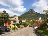 Splendid Xiangjiang Hot Spring Villa