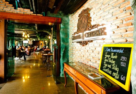 D&D 인 카오산 루프탑 수영장