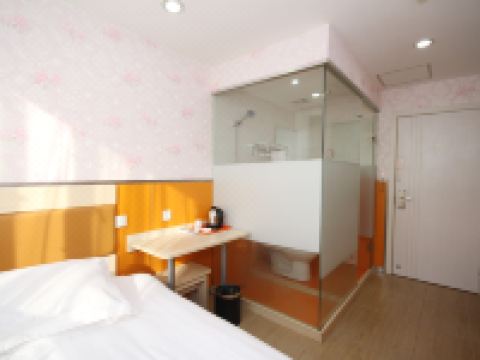 99旅馆连锁(昆山陆家镇店) - 大床房A