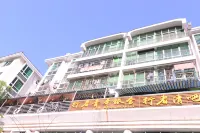 Sanya Traveler Youth Hostel (Dadonghai Branch) Hotels in 