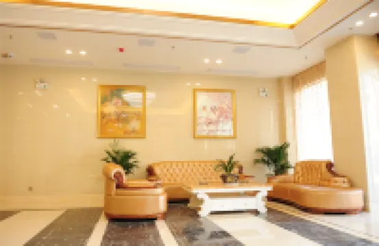Yiyang Taojiang County Oriental Hotel