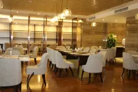 NATURAL TIANCHEN·LOTUS GRAND HOTEL Hotels in Xichong