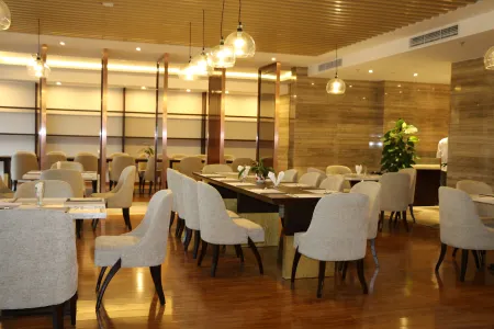 Lotus Grand Hotel Jinling