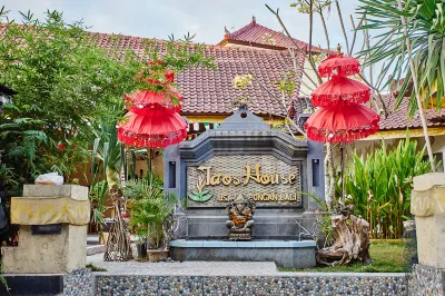 Taos House Nusa Lembongan Hotels near Lembongan Advertise