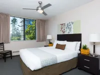 Gage Suites at UBC Hotels near Point Grey