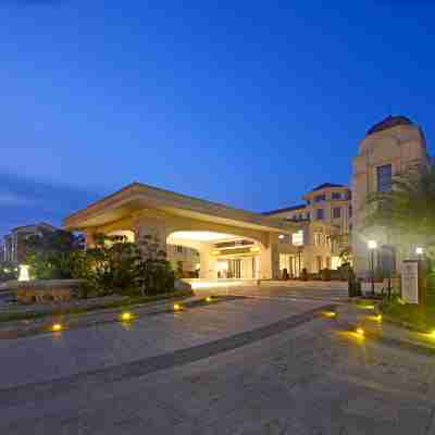 Redbird Hotel Haikou Hotel Exterior