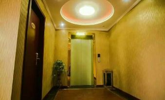 Yurenjia Business Hotel