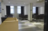 Yasite Hotel (Suizhou Wenfeng Caodianzi Street Branch)
