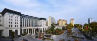 Zhongfei Grand Skylight Hotel Hotels in Yanliang District