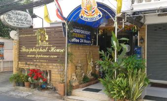 Collection O Thaiphiphat House Silom