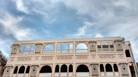 Hotel Arya Niwas Отели рядом с достопримечательностью «Бапу Базар»