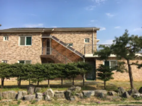 仁川江華Dandelion度假屋 鄰近江華花紋席文化館的酒店