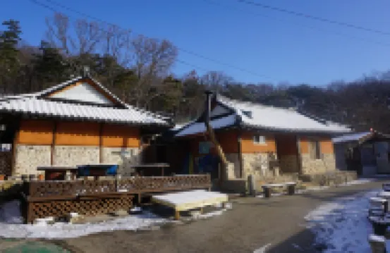 仁川ChangBogo韓屋 鄰近江華花紋席文化館的酒店